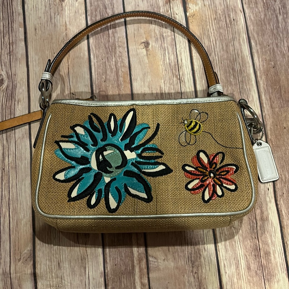 Coach summer hand bag